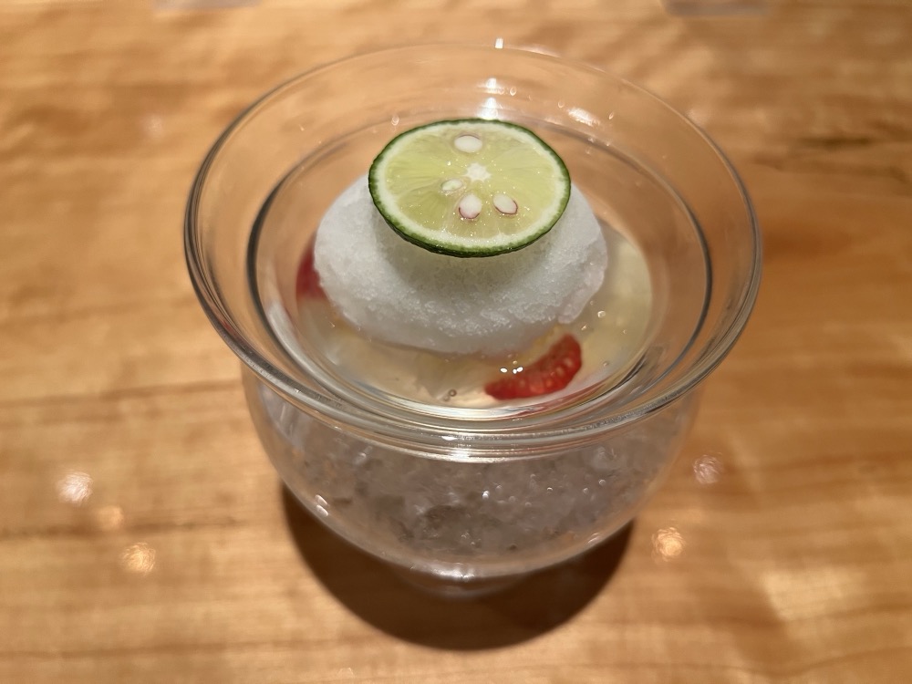 水菓子。すだちの器で
