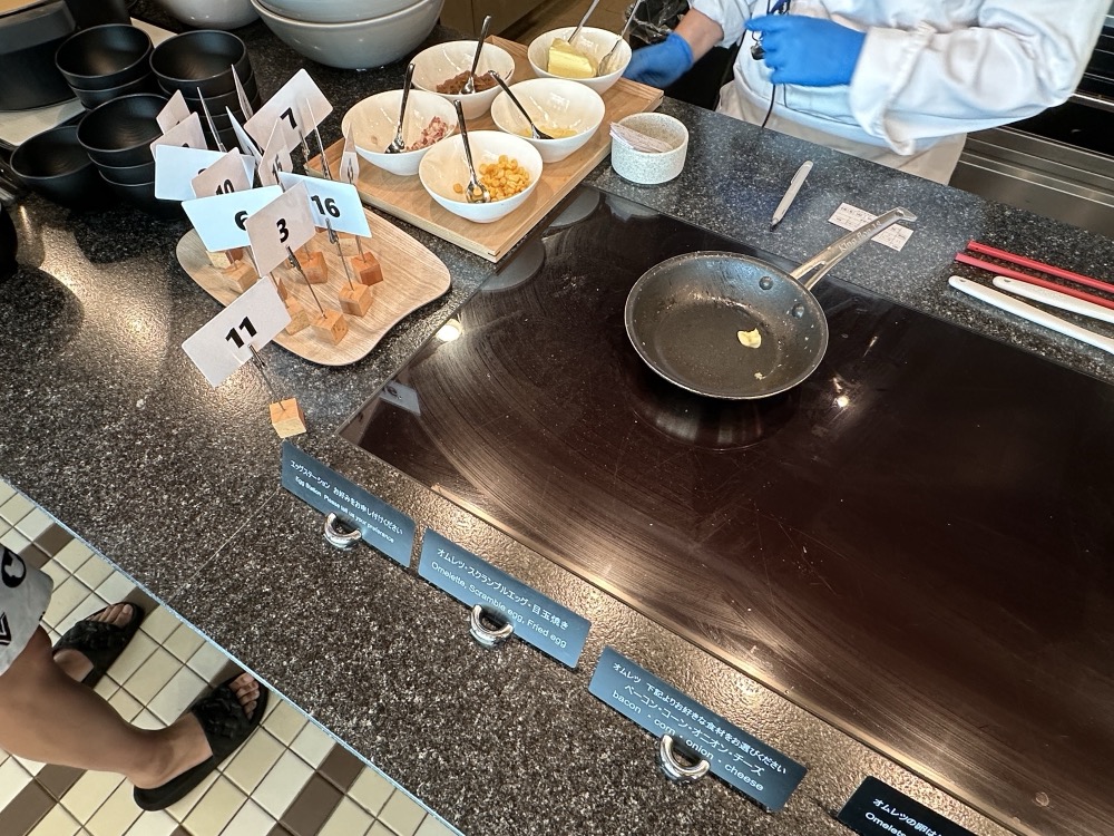 卵料理はその場で作ってくれます