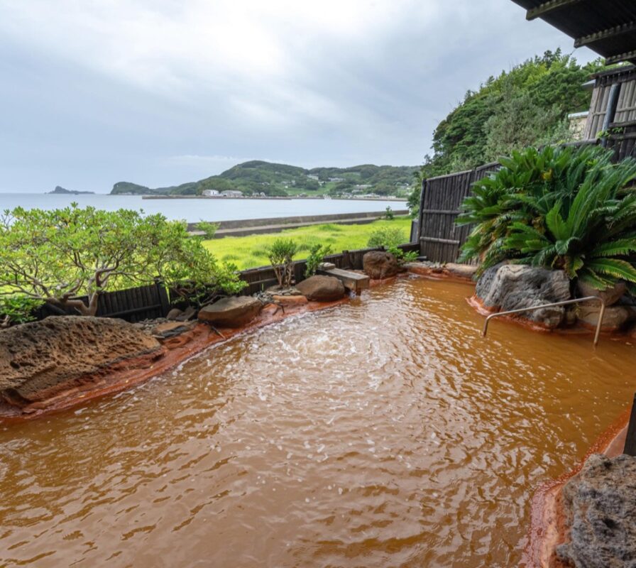 露天風呂(壱岐リトリート 海里村上 公式サイトより)