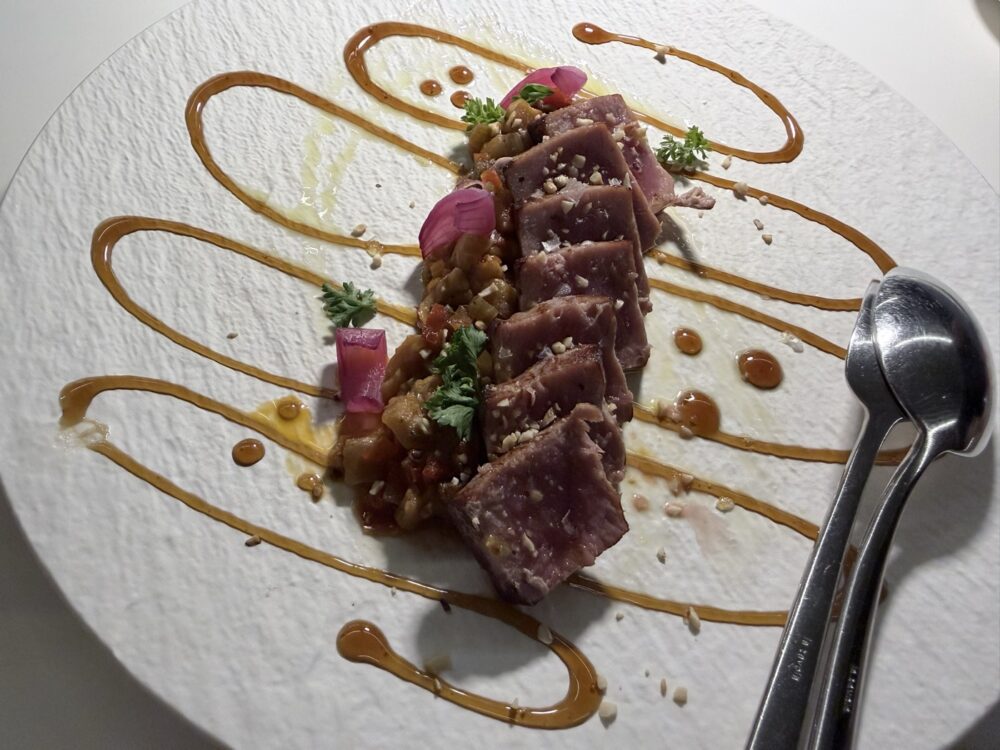 マグロのたたき