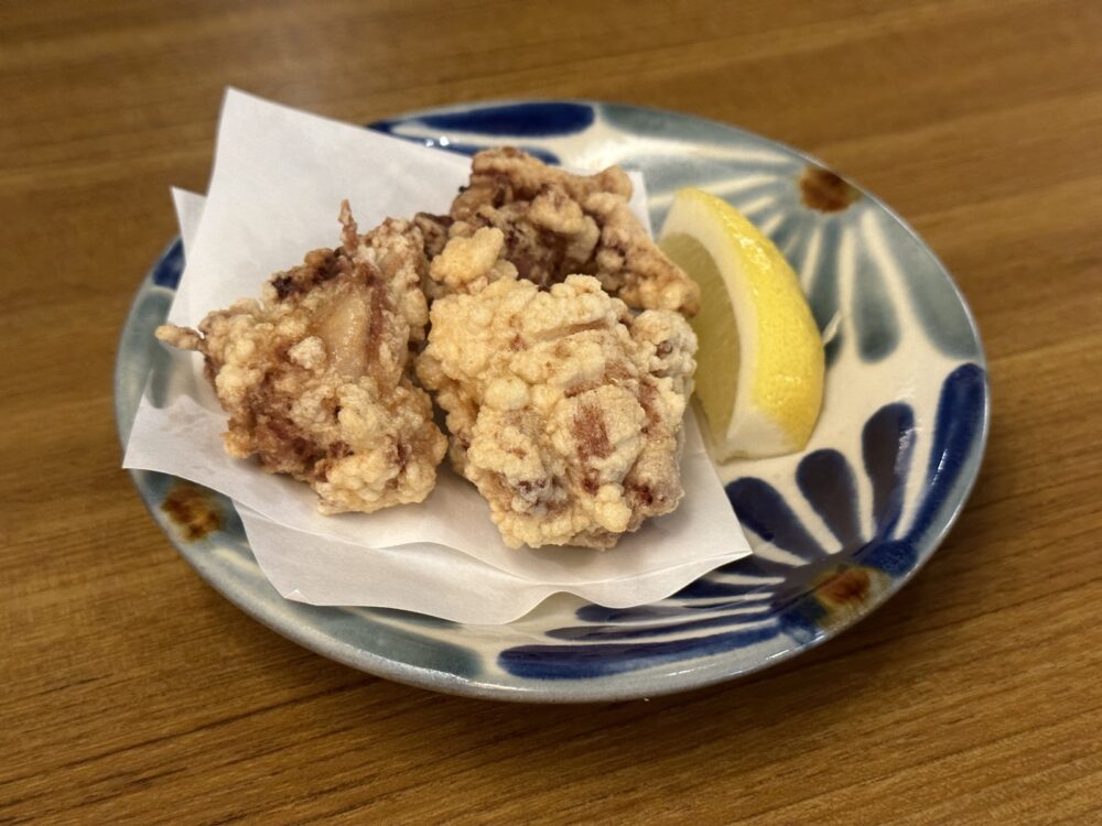 夜の一品。ラウンジで足りないときはここで足します
