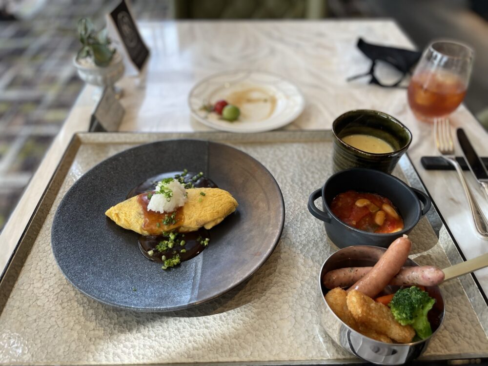 パーゴラの朝食。卵料理はその場で作ってもらえます