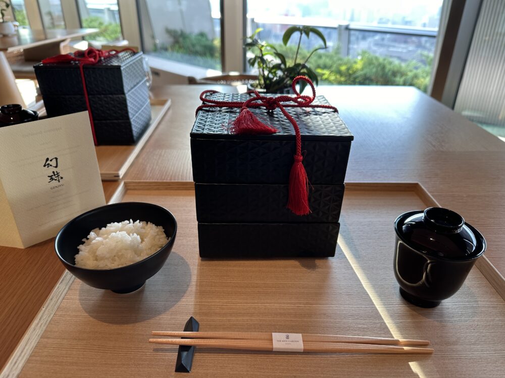 ザ・リッツ・カールトン福岡の和朝食の重箱