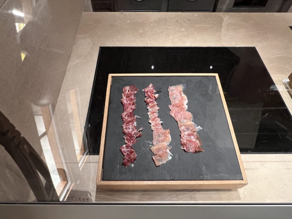 肉の皿