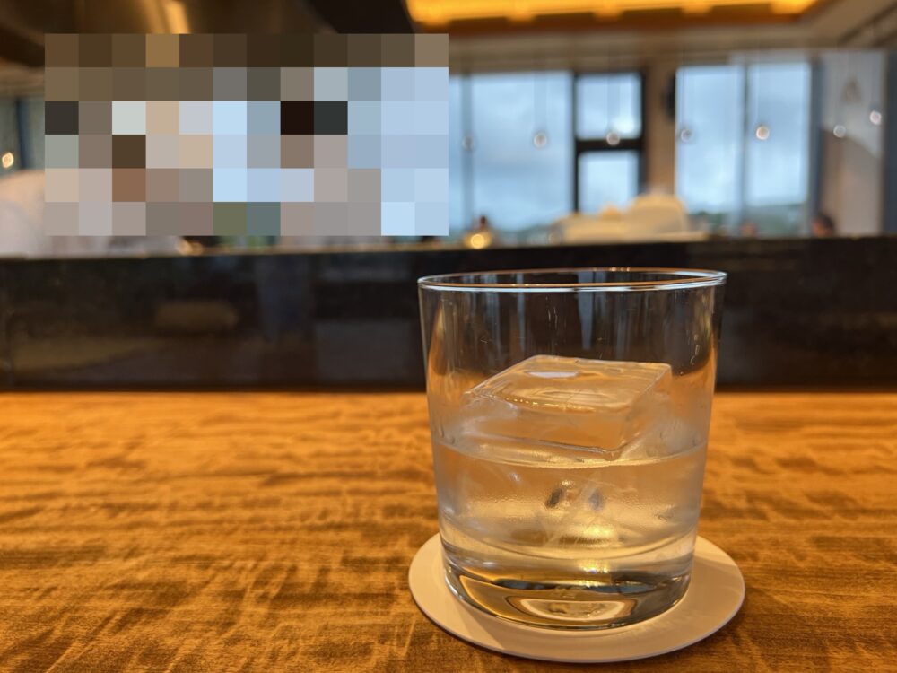 カウンター席。目の前で焼いてもらえます