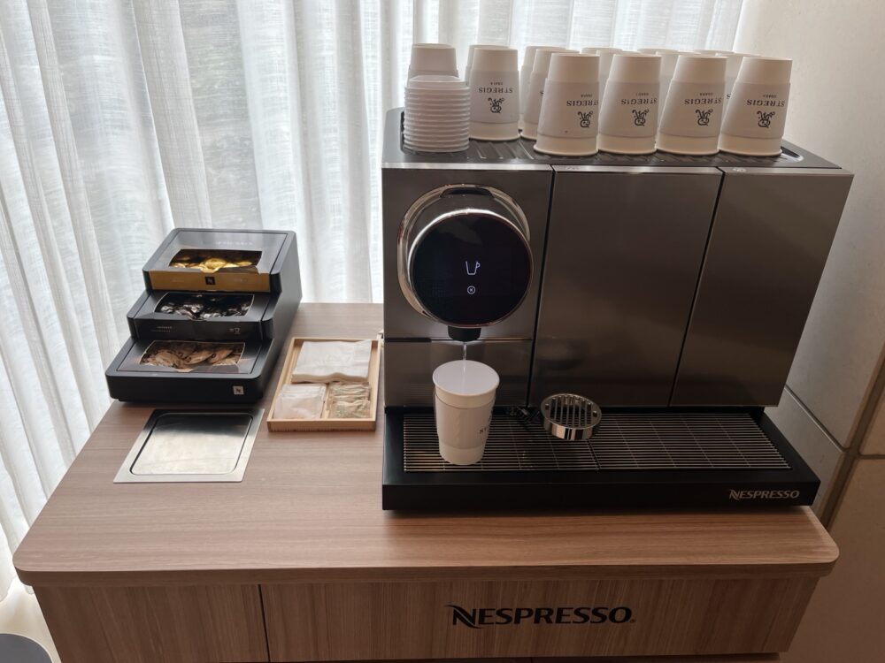 フロント階のネスプレッソ。自由に飲めます