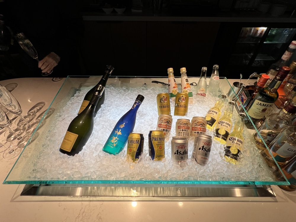  京都のお酒が並びます