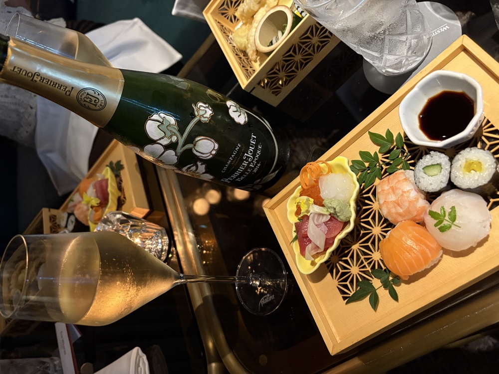 シャンパンに和食、という組み合わせです