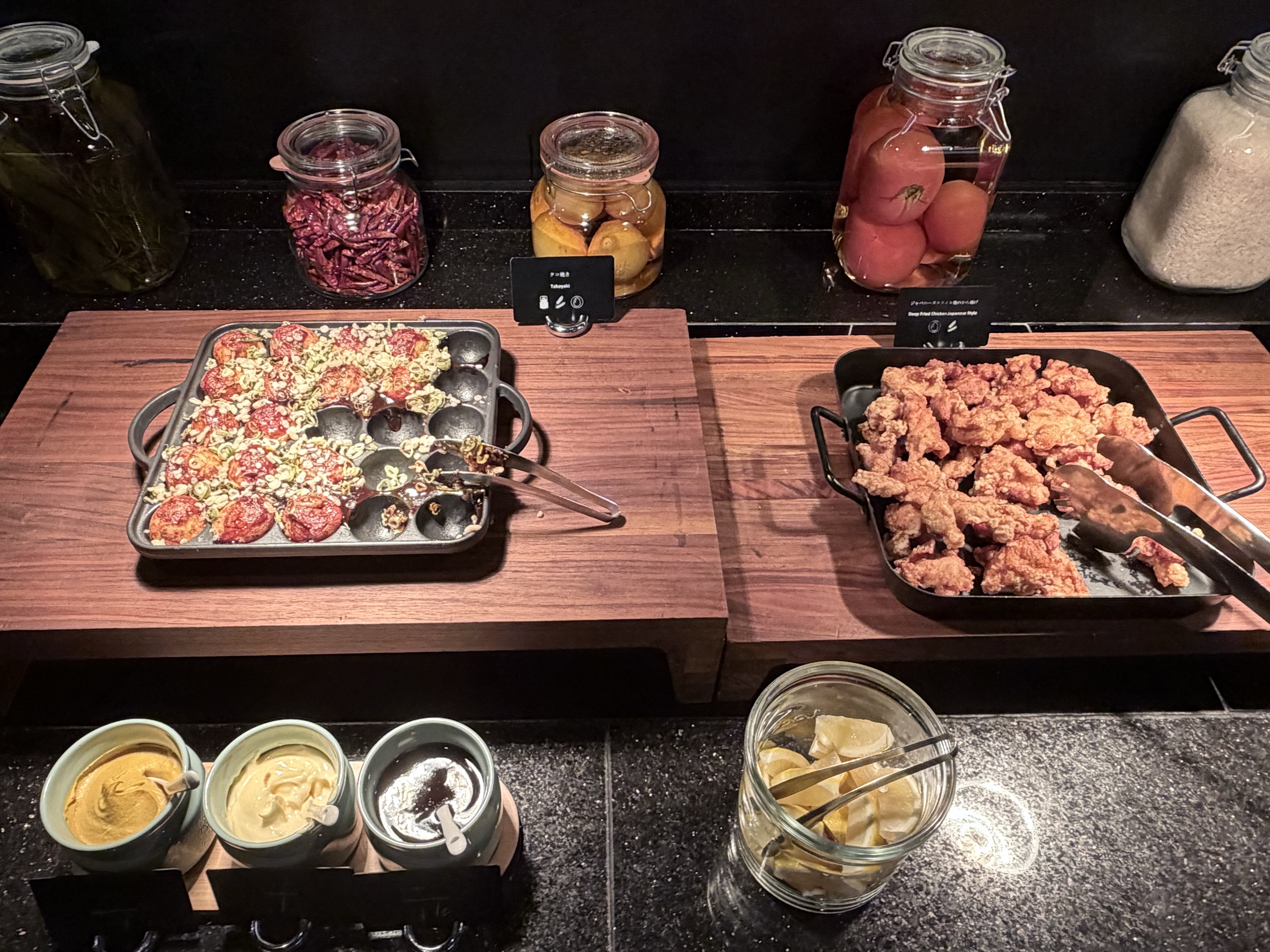 イブニングカクテルの温かい料理