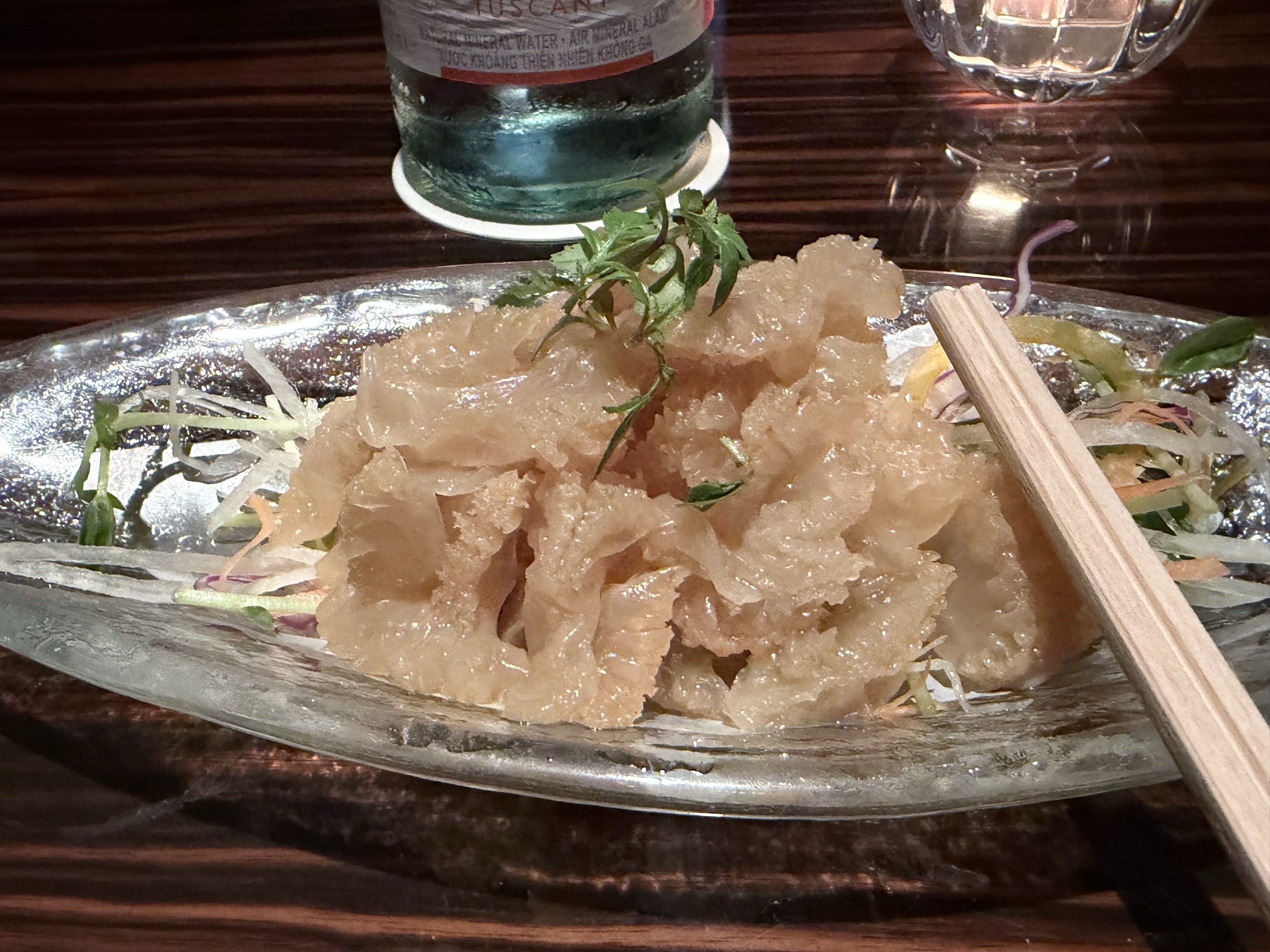 アラカルトで追加注文したクラゲ