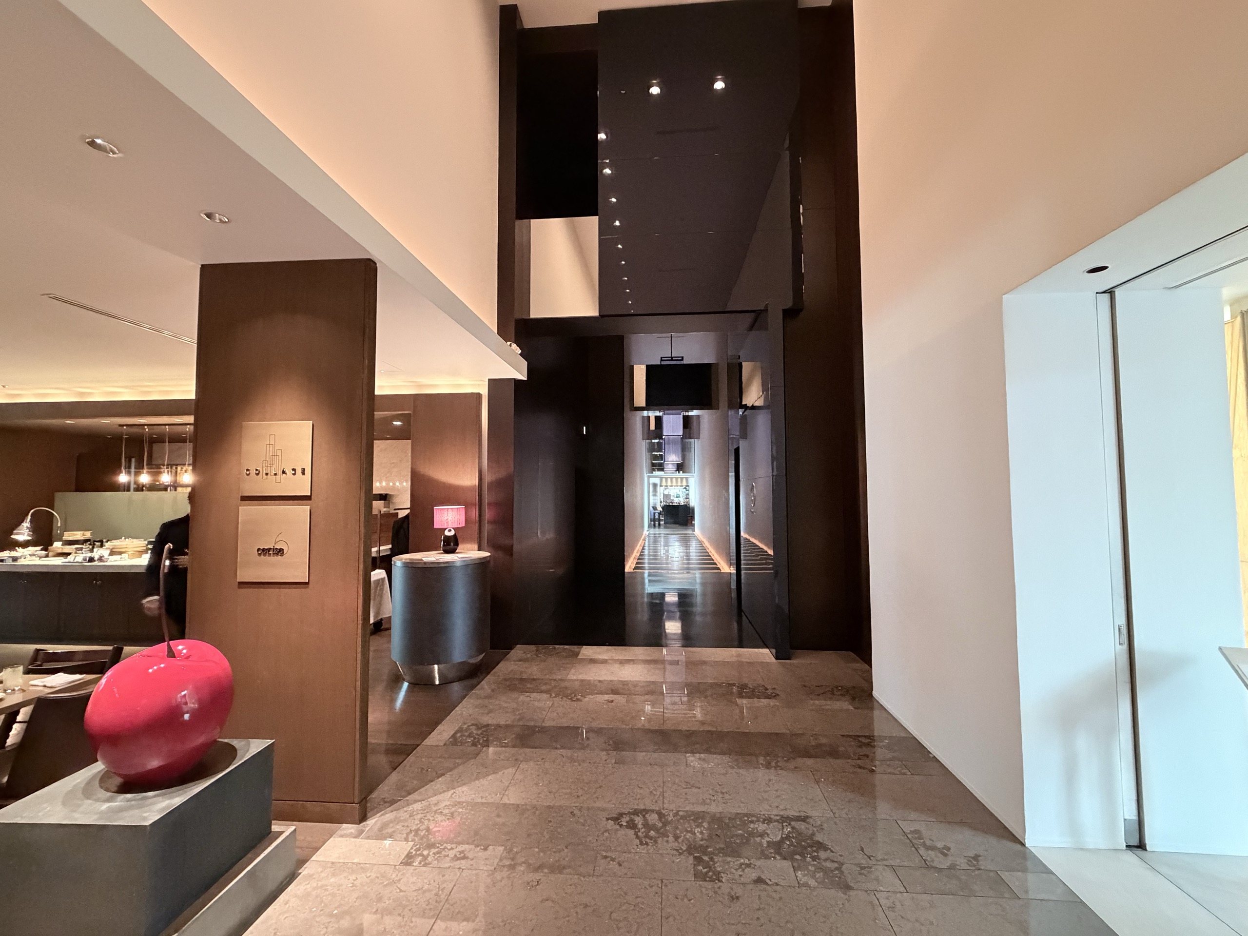 コンラッド東京 セリーズとコラージュの入口