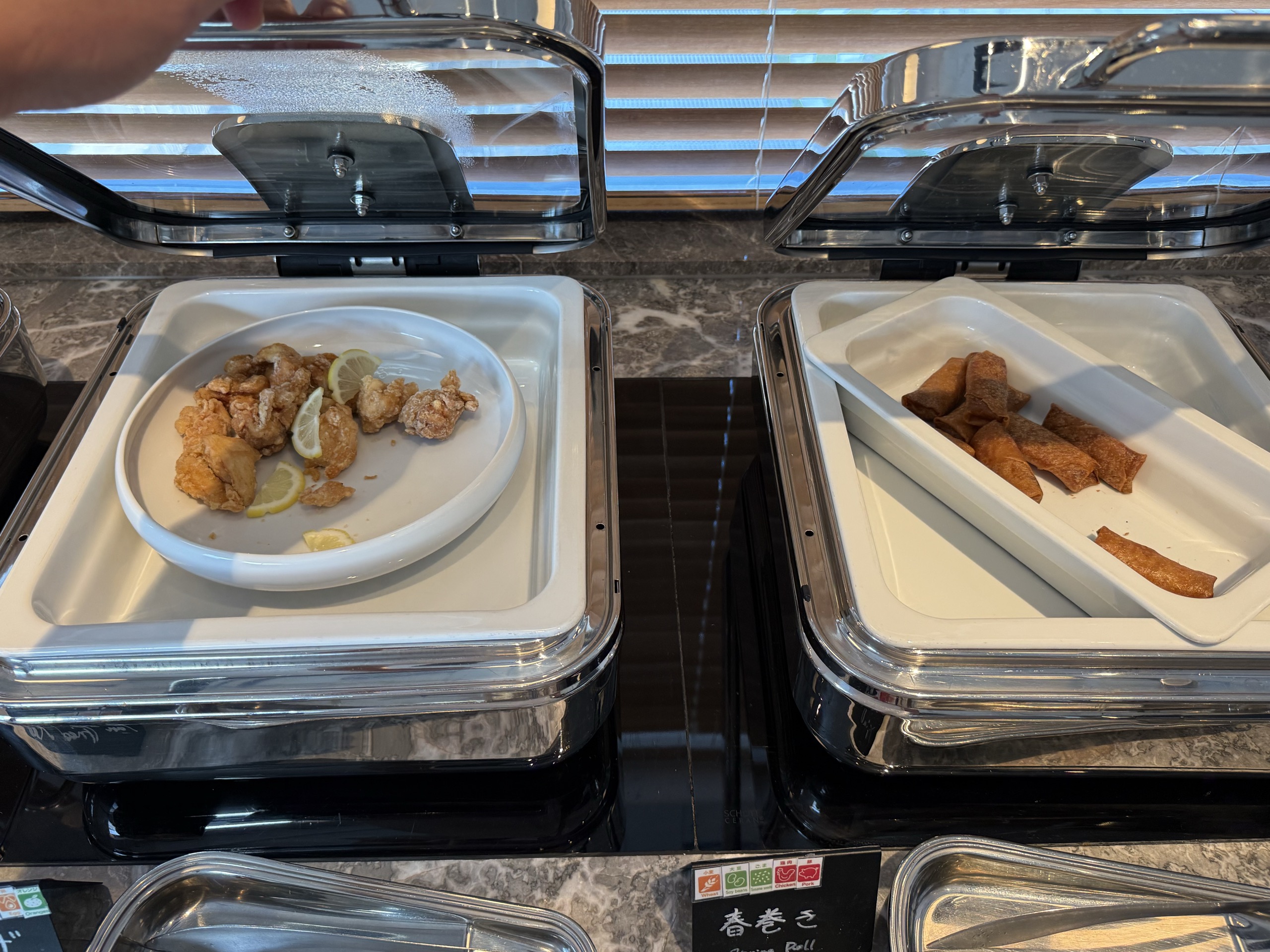 春巻きなどの温かい料理
