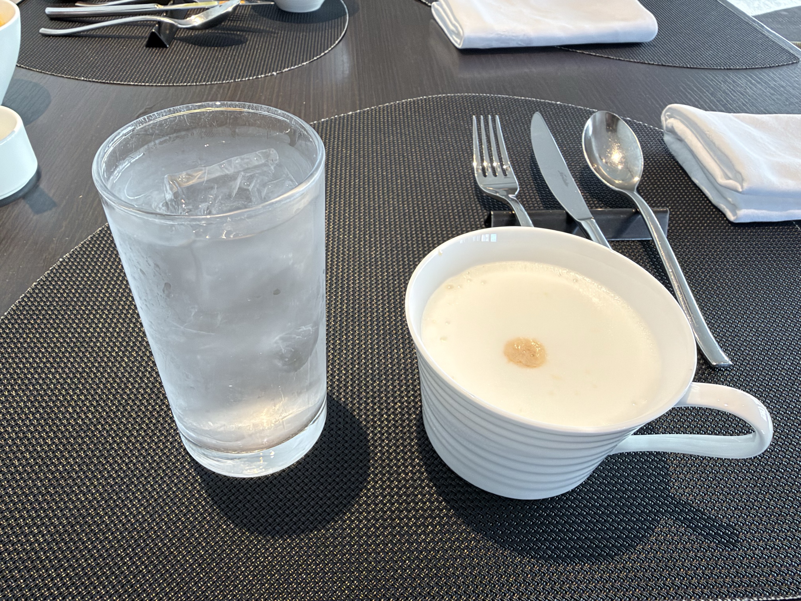 ラウンジのコーヒー