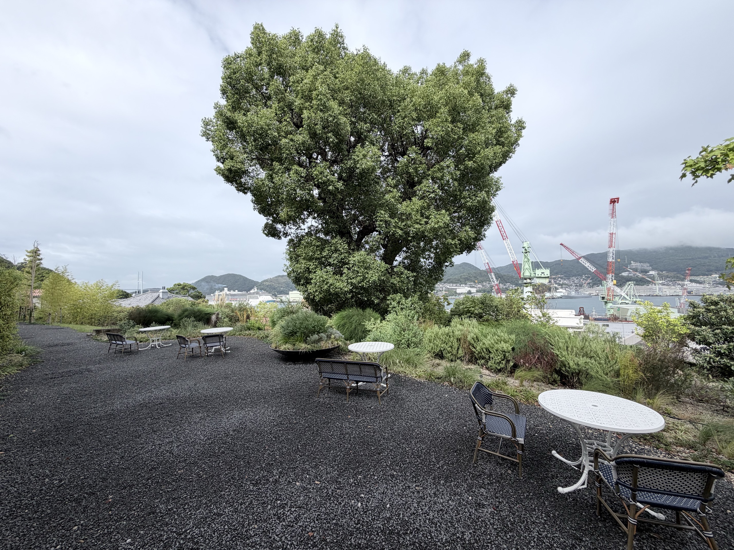 庭から見た長崎港